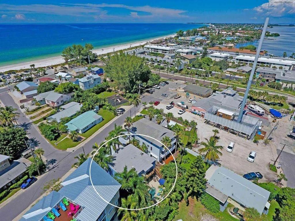 Beach Getaway Pool Condo Between The Island Marina And Beach Bradenton Beach Exterior foto