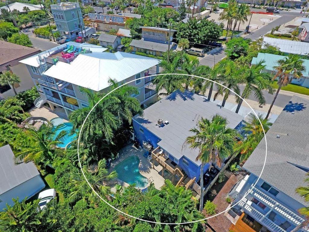 Beach Getaway Pool Condo Between The Island Marina And Beach Bradenton Beach Exterior foto